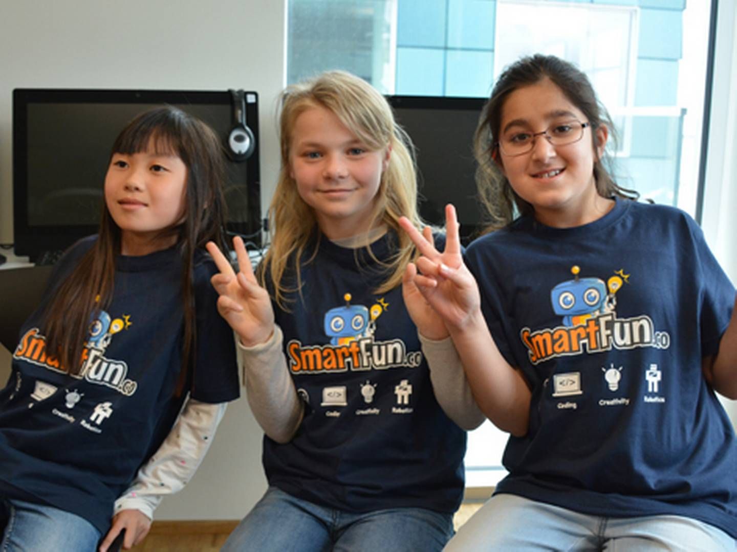 De tre danske vindere af den internationale programmeringskonkurrence DXC Codes, Jivina, Maya og Nicole. | Foto: PR