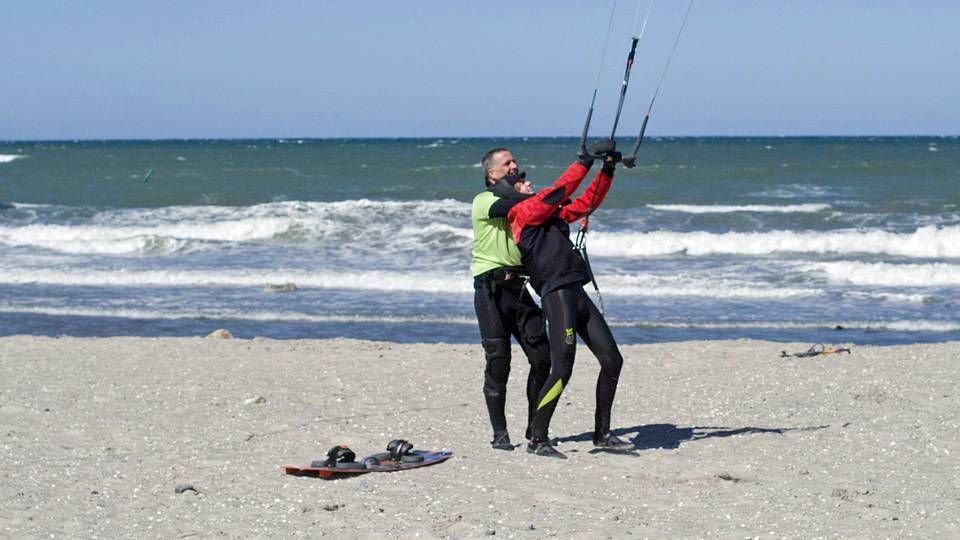 Morten Felding deler en passion for kitesurfing med sønnen Lucas. | Foto: Privat