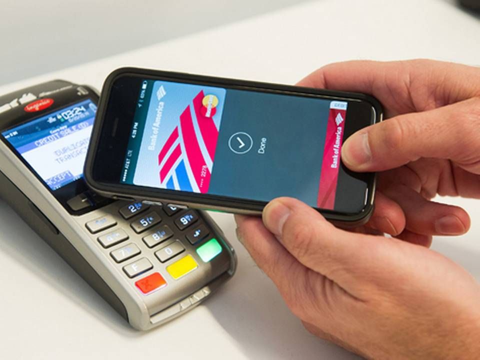 Mobilbetalingstjenester som Apple Pay øger butikkers udgifter. | Foto: /ritzau/AP/Charles Sykes