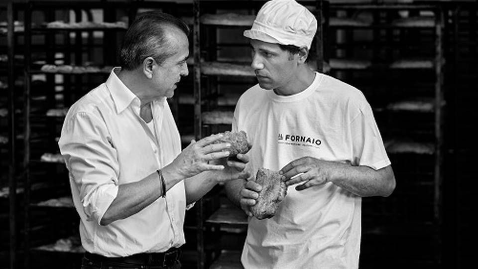 Michelinkok og medejer af Foodpeoplem Elvio Milleri med en af selskabets bagere. | Foto: Foodpeople.