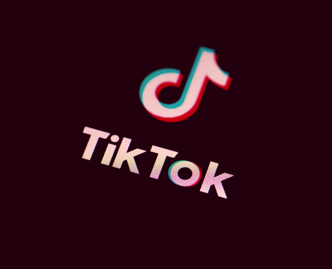TikTok har nået 1 milliard brugere hurtigere end nogen anden social medie-app – men den startede ikke fra bunden. Kilde: FT