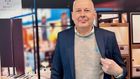 Preben Dolsøe har senest stået bag et succesfuldt nyt koncept for Telenor-butikker og er ikke færdig med karrieren, selvom han har rundet 70 år. | Foto: Telenor / PR